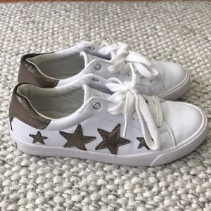 G by Guess casual sneakers